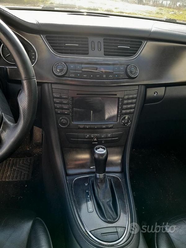 Usata Mercedes CLS320 224 CV (164 kW) 2006 Grigio Berlina