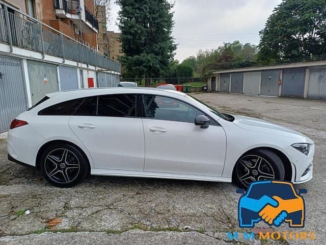 Usata Mercedes CLA200 Shooting Brake AMG line 150 CV (110 kW) 2022 Bianco Station wagon