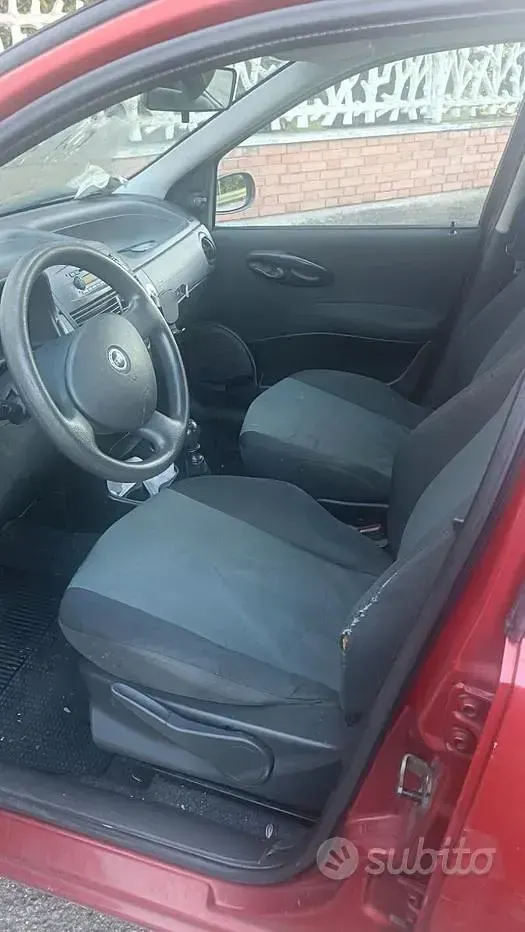Usata Fiat Punto 60 CV (44 kW) 2006 Rosso Utilitaria