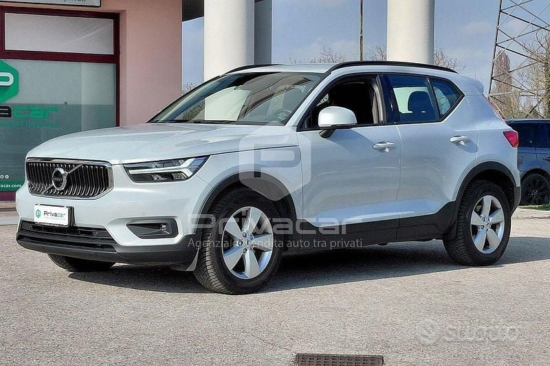 Usata Volvo XC40 150 CV (110 kW) 2020 Grigio SUV