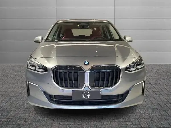 Usata BMW 218 Active Tourer Performance 150 CV (110 kW) 2022 Gray Monovolume