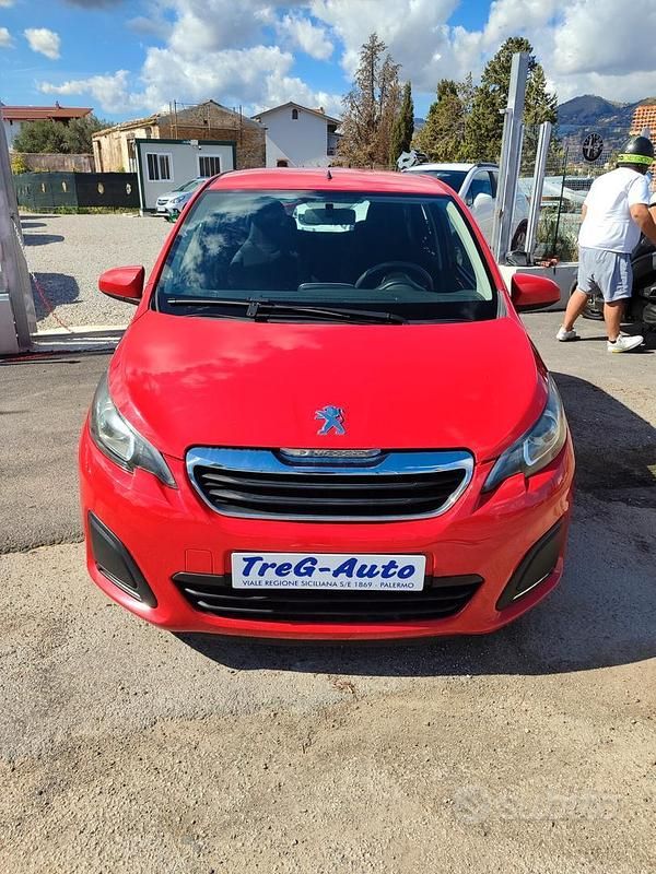 Usata Peugeot 108 Active 69 CV (50 kW) 2016 Rosso Utilitaria