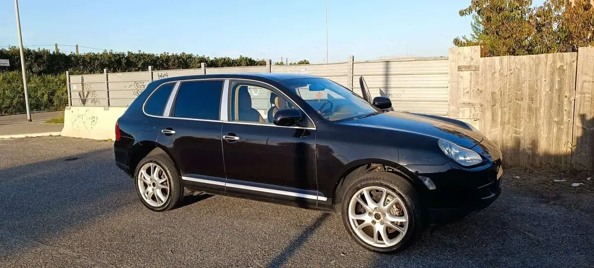 Usata Porsche Cayenne 250 CV (183 kW) 2006 Nero SUV