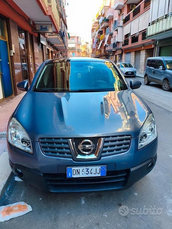 Usata Nissan Qashqai Tekna 110 CV (80 kW) 2007 Grigio SUV