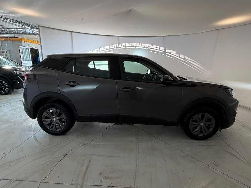 Usata Peugeot 2008 Active 102 CV (75 kW) 2021 Grigio SUV