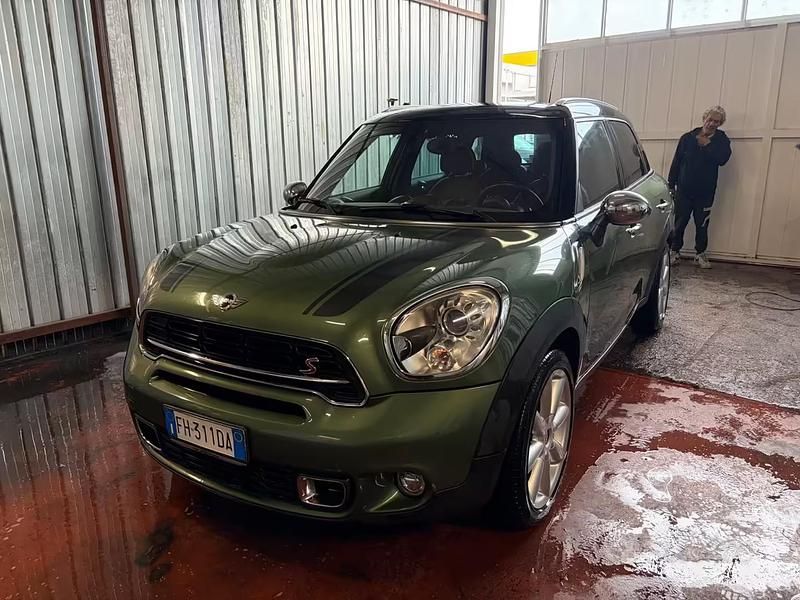 Usata Mini Cooper SD Countryman Hype 116 CV (85 kW) 2018 Verde SUV