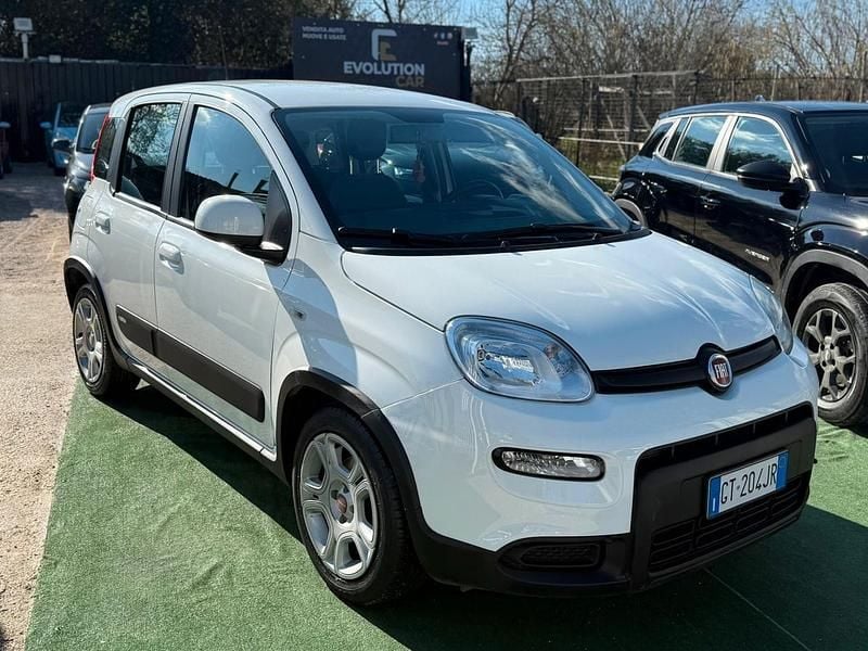 Usata Fiat Panda S 70 CV (51 kW) 2024 Bianco Utilitaria