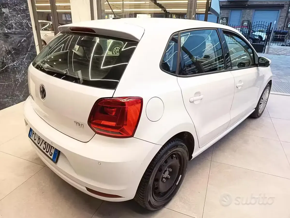 Usata VW Polo Highline 90 CV (66 kW) 2016 Bianco Berlina