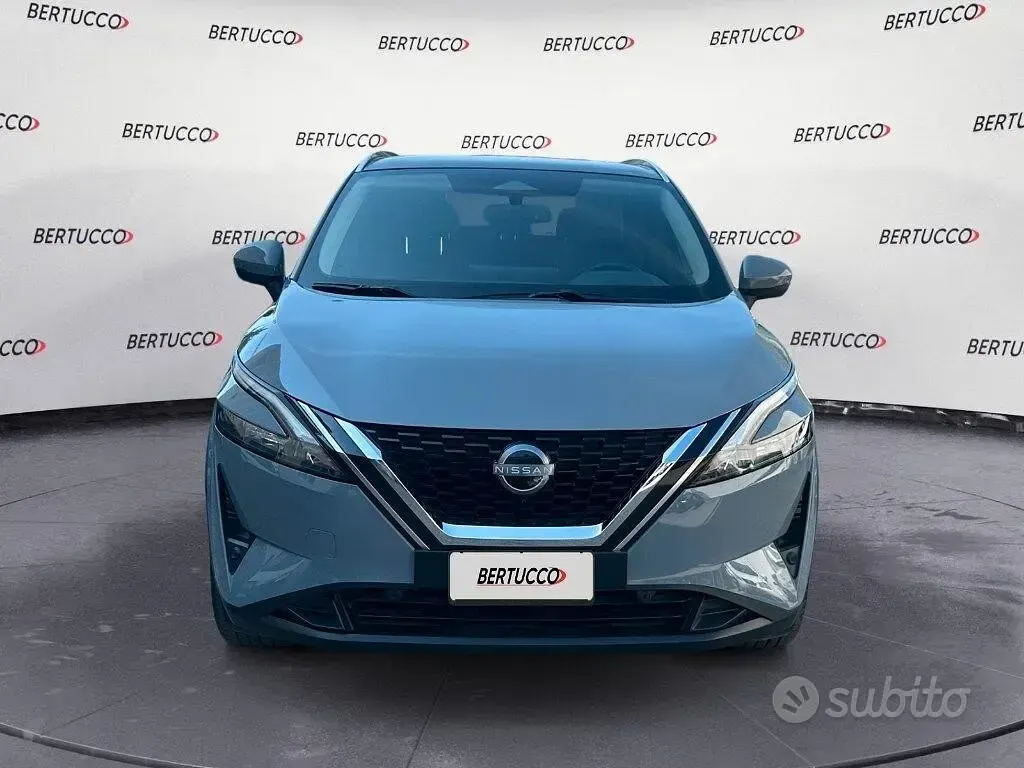Usata Nissan Qashqai N-Connecta 140 CV (102 kW) 2023 Grigio SUV