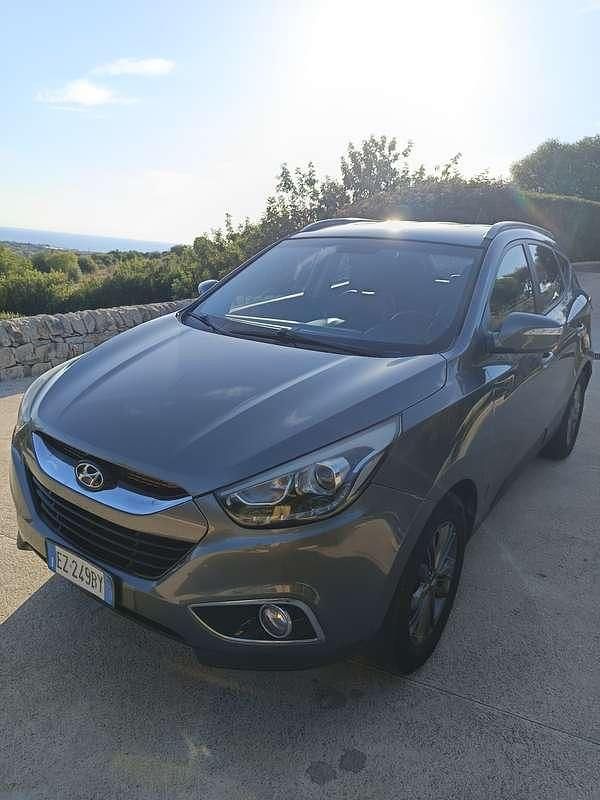 Usata Hyundai ix35 Xpossible 116 CV (85 kW) 2015 Grigio SUV