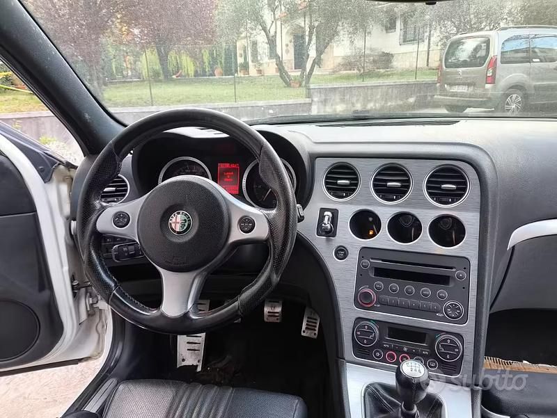 Usata Alfa Romeo 159 Ti 170 CV (125 kW) 2009 Bianco Berlina