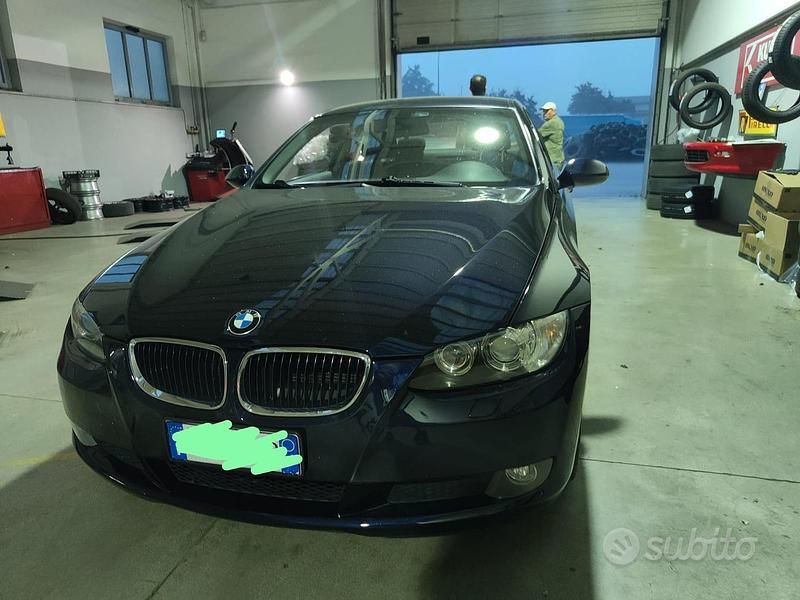 Usata BMW 320 184 CV (135 kW) 2010 Blu Coupé