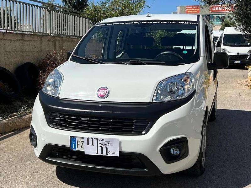 Usata Fiat Qubo Trekking 80 CV (58 kW) 2019 Bianco Monovolume