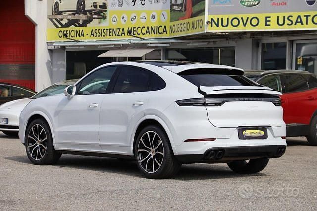 Usata Porsche Cayenne Platinum Edition 340 CV (250 kW) 2022 Bianco SUV