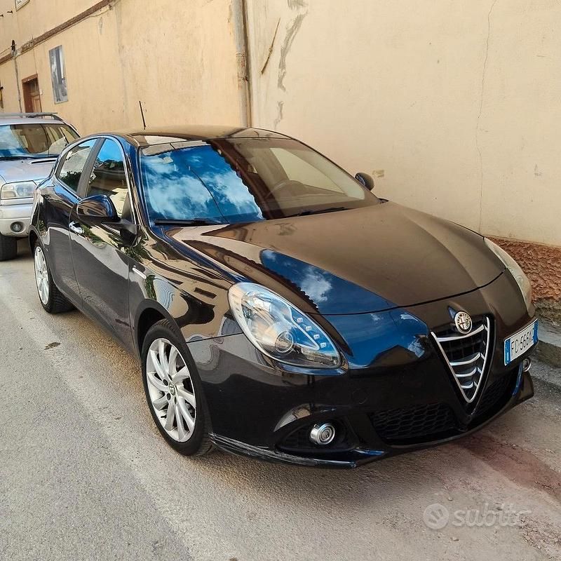Usata Alfa Romeo Giulietta 120 CV (88 kW) 2016 Nero Utilitaria