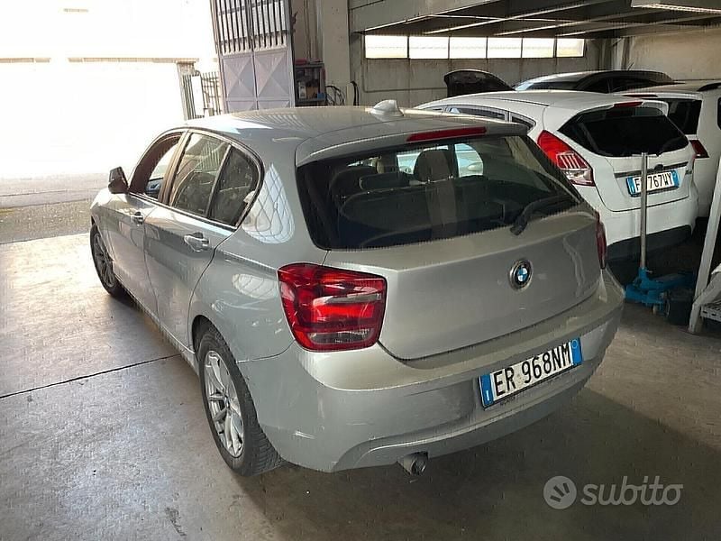 Usata BMW 116 Efficient Dynamics 116 CV (85 kW) 2013 Argento Utilitaria