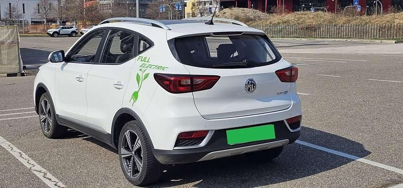 Usata MG ZS Exclusive 130 kW (177 CV) 2021 Bianco SUV