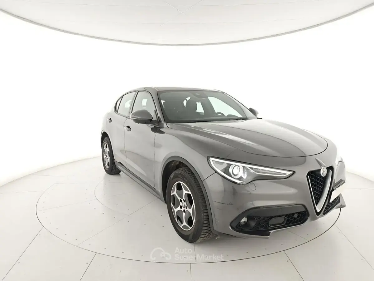 Usata Alfa Romeo Stelvio Super 190 CV (139 kW) 2022 SUV