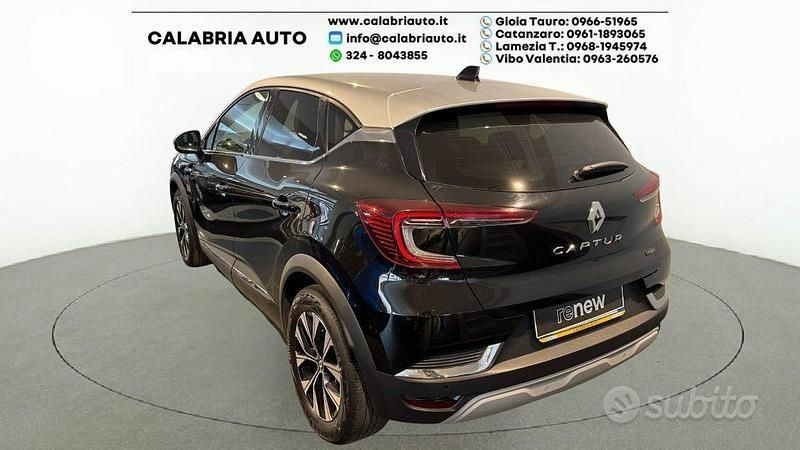 Usata Renault Captur Techno 145 CV (106 kW) 2023 Nero SUV
