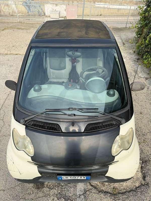 Usata Smart ForTwo Cabrio Passion 61 CV (44 kW) 2003 Nero Cabrio