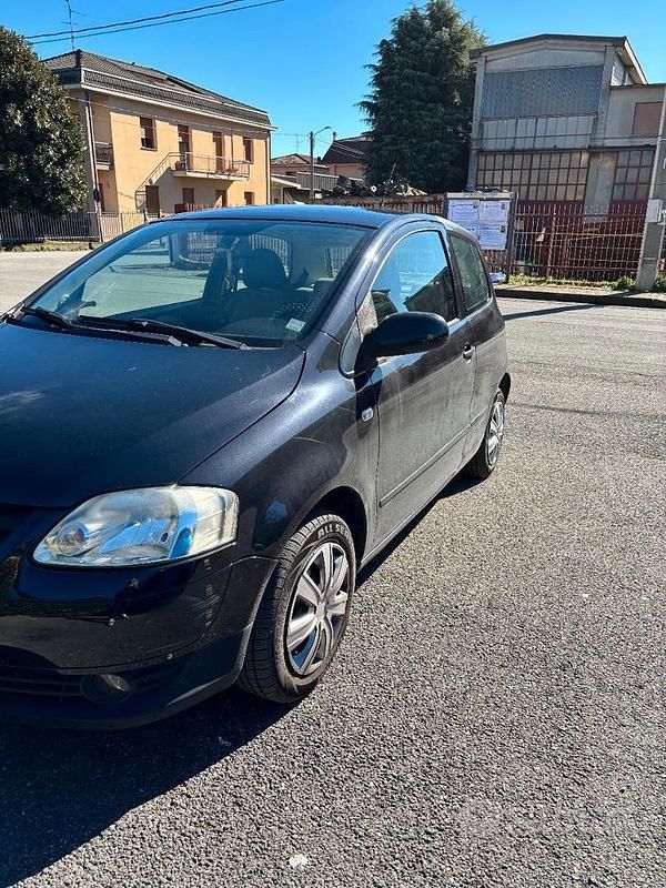 Usata VW Fox 54 CV (39 kW) 2007 Nero Utilitaria