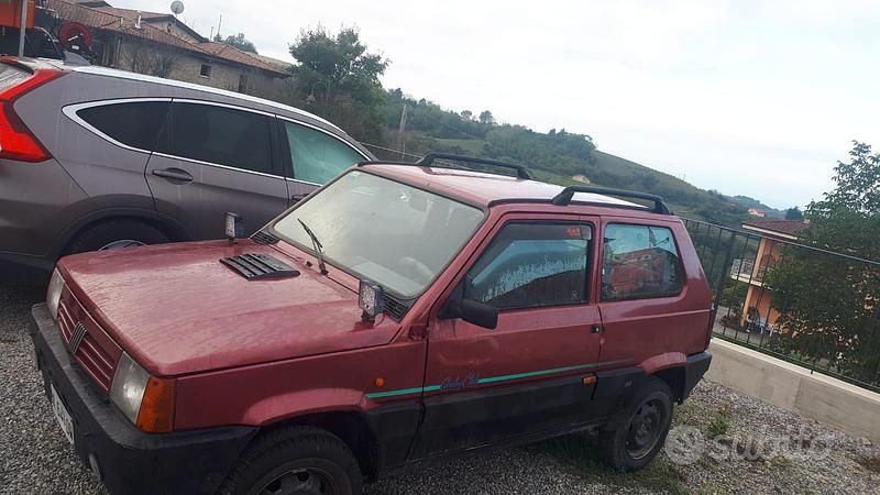 Usata Fiat Panda 4x4 50 CV (36 kW) 1998 Rosso Utilitaria