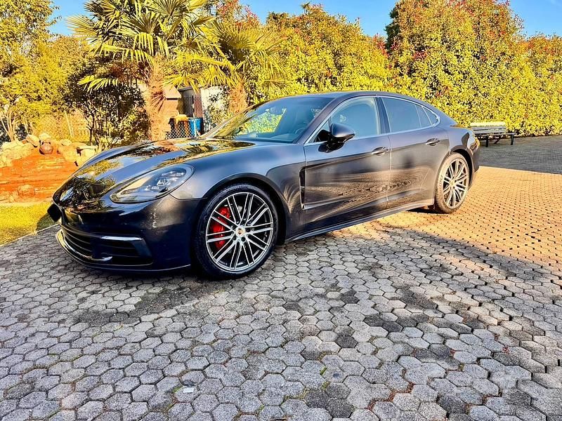 Usata 2017 Porsche Panamera 4S Tre volumi | 44.500 € - Immagine 1/4