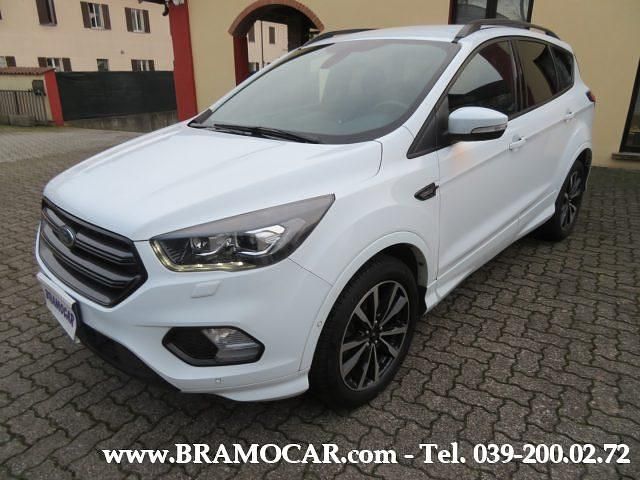 Usata Ford Kuga ST-Line 120 CV (88 kW) 2019 Bianco SUV