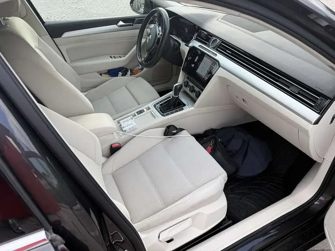 Usata VW Passat Executive 150 CV (110 kW) 2019 Station wagon