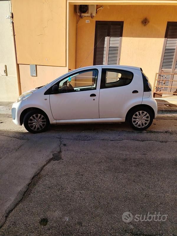 Usata Citroën C1 68 CV (50 kW) 2013 Bianco Utilitaria