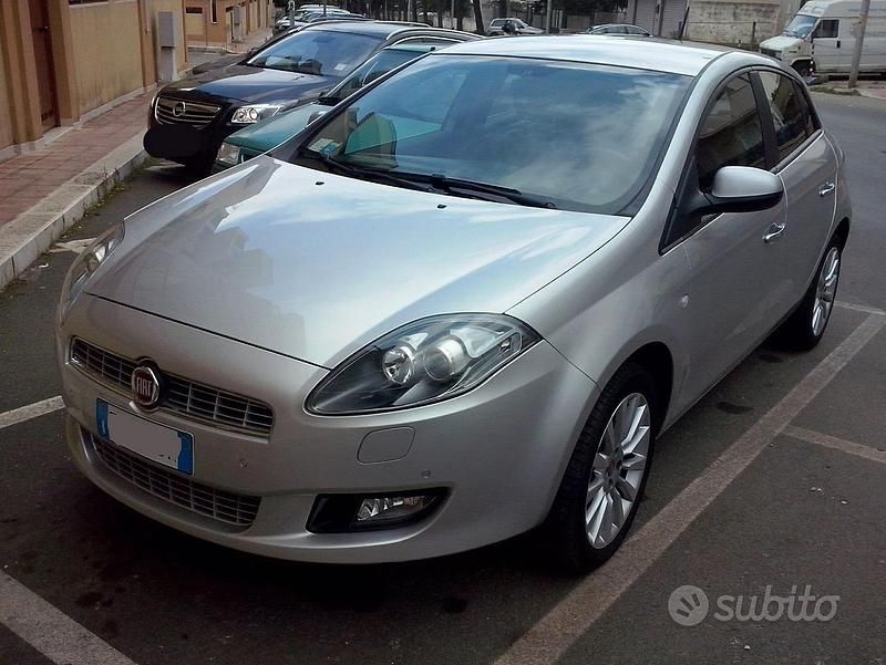 Usata Fiat Bravo Emotion 165 CV (121 kW) 2011 Grigio Utilitaria