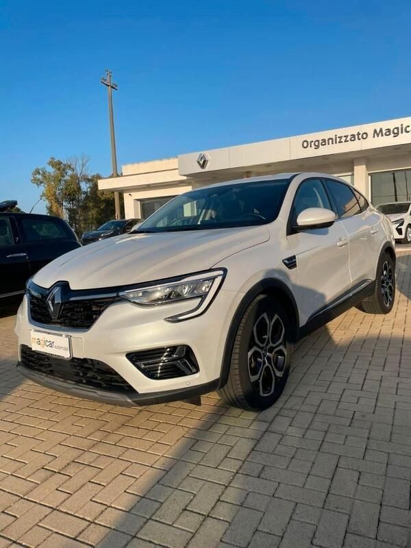 Usata Renault Arkana Intens 140 CV (102 kW) 2022 Bianco SUV