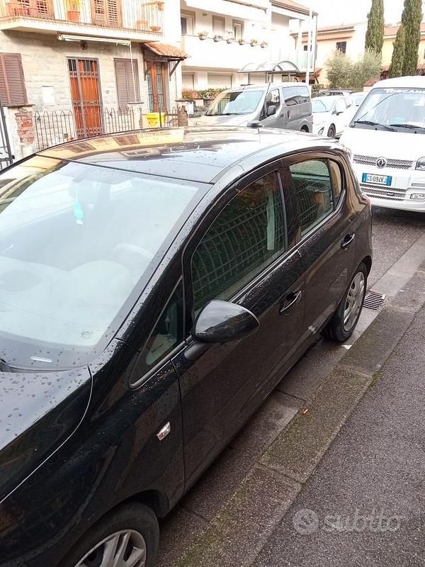 Usata Opel Corsa 90 CV (66 kW) 2017 Nero Utilitaria