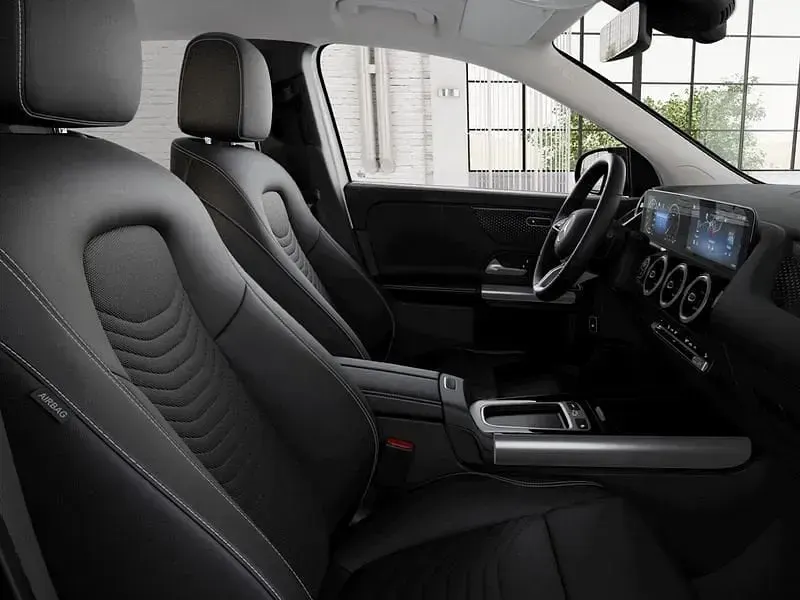 Uusi Mercedes GLA180 Advanced 116 HP (85 kW) 2026 Valkoinen Katumaasturi