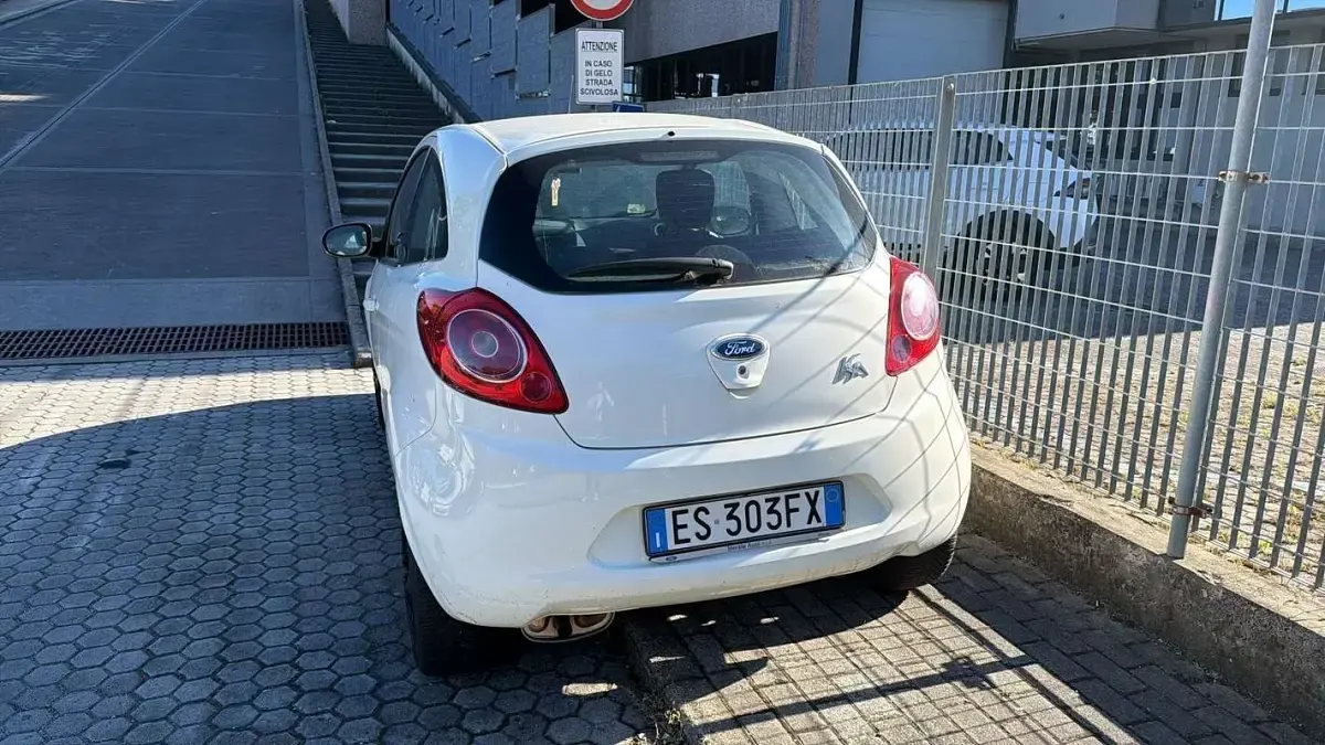 Usata Ford Ka Titanium 69 CV (50 kW) 2013 Utilitaria