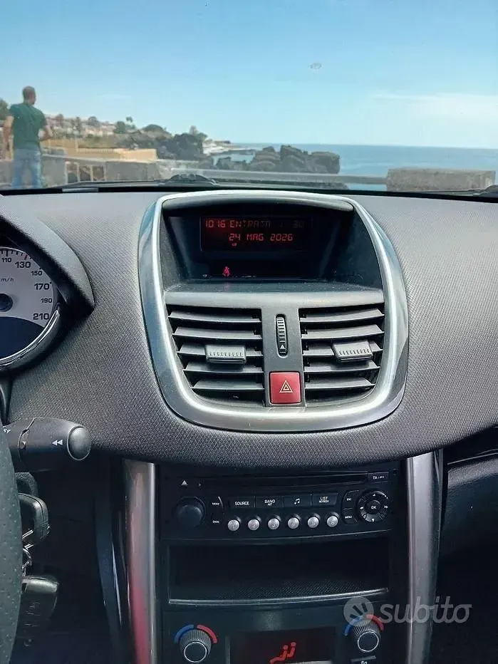 Usata Peugeot 207 CC 112 CV (82 kW) 2010 Bianco Cabrio