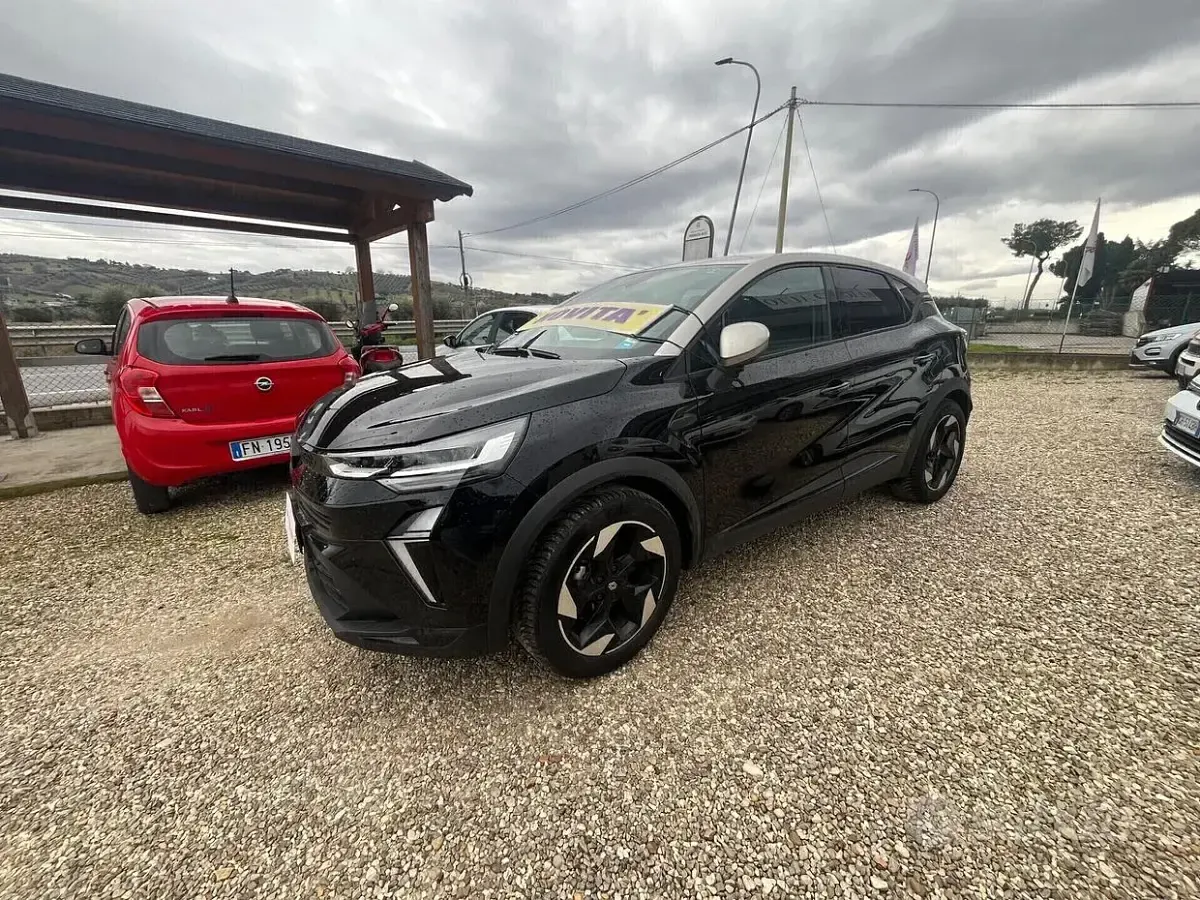 Usata Renault Captur Techno 91 CV (66 kW) 2025 Nero SUV