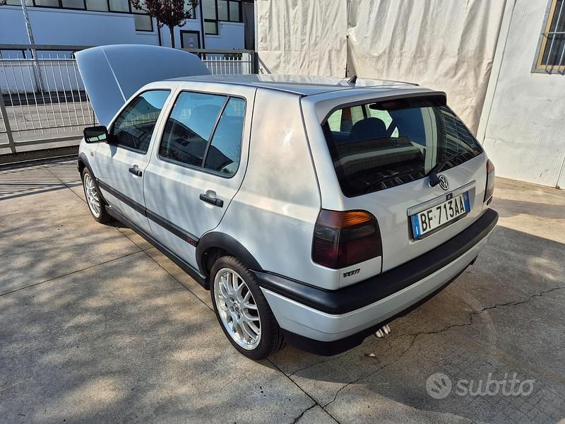 Usata VW Golf III GTI 1996 Grigio Berlina