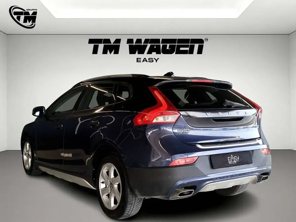 Usata Volvo V40 CC Kinetic 114 CV (83 kW) 2015 Blu/azzurro Station wagon
