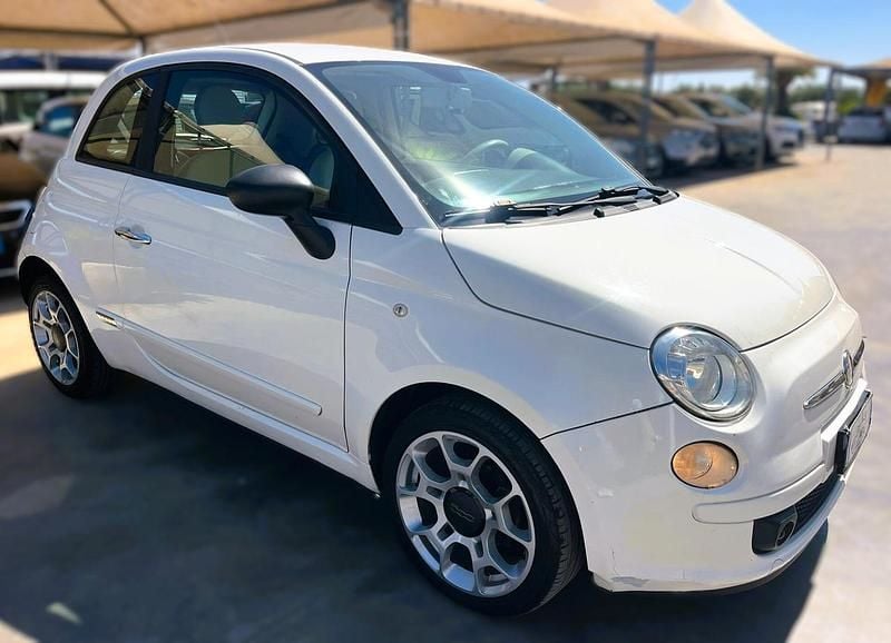 Usata Fiat 500 75 CV (55 kW) 2011 Beige Berlina