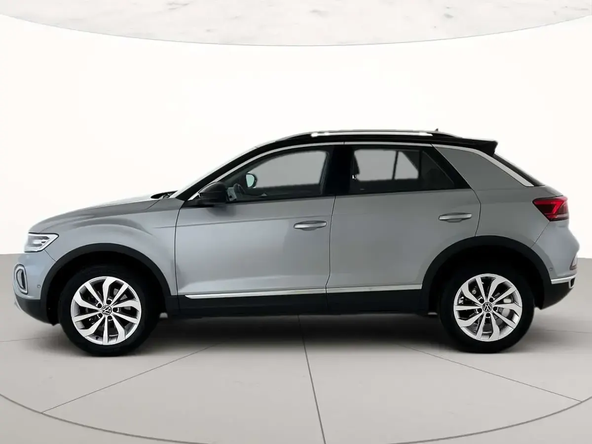 Usata VW T-Roc Style 116 CV (85 kW) 2025 Pyrit silver metallizzato nero SUV