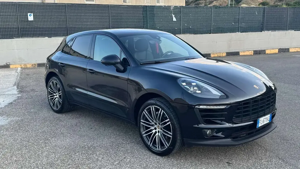 Usata Porsche Macan 250 CV (183 kW) 2018 Nero SUV