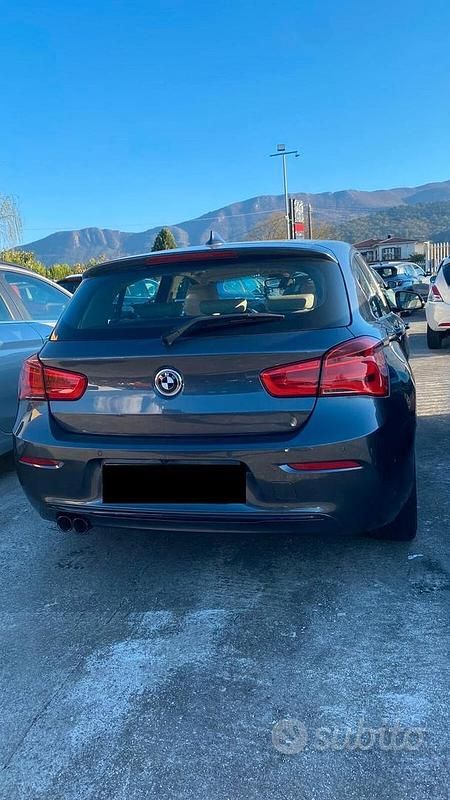 Usata BMW 120 M Sport 190 CV (139 kW) 2016 Grigio Utilitaria