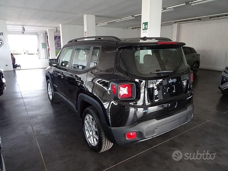 Usata Jeep Renegade Limited 190 CV (139 kW) 2022 Nero SUV