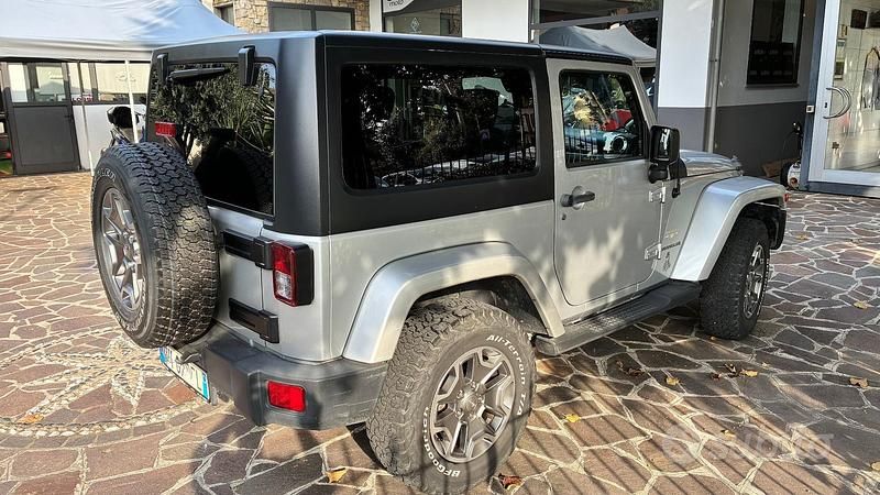 Usata Jeep Wrangler Sahara 2012 Grigio SUV