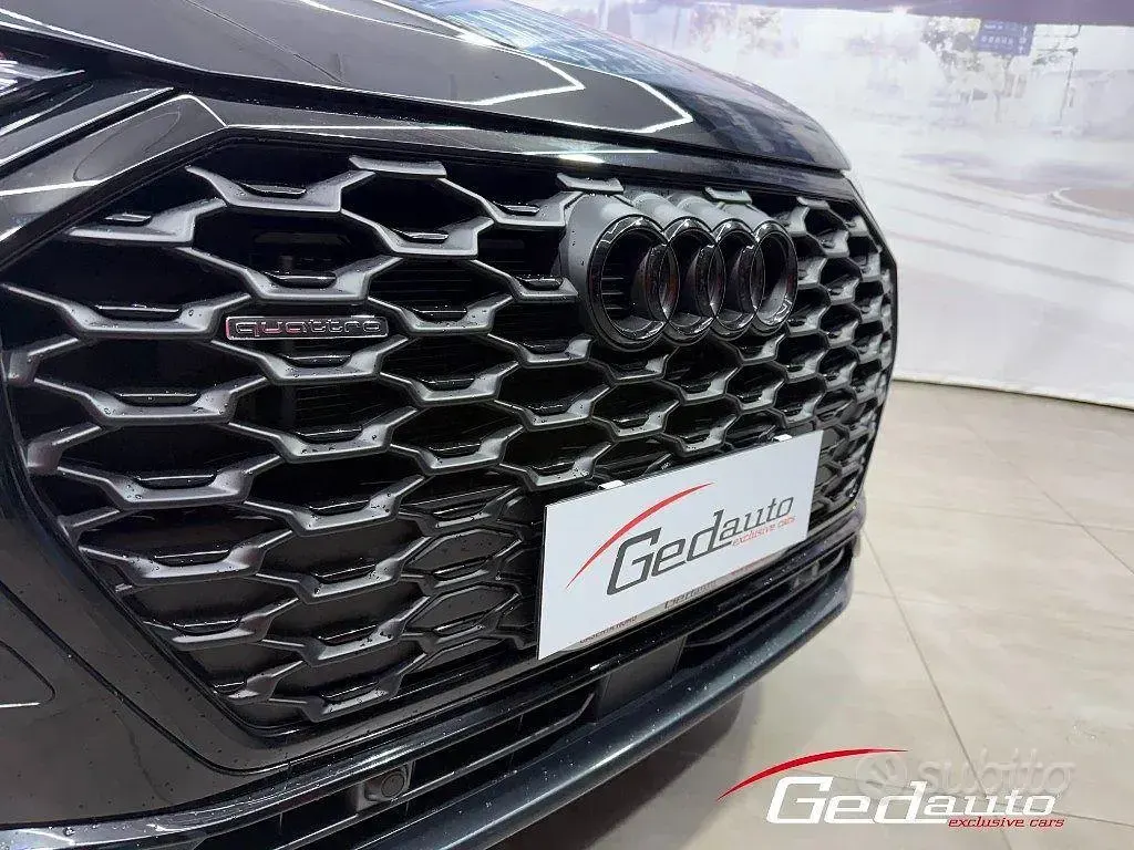 Usata Audi Q3 Sportback Black Edition 193 CV (141 kW) 2025 Nero SUV