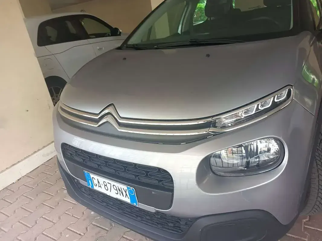 Używany Citroën C3 Feel 83 KM (61 kW) 2020 Szary Hatchback