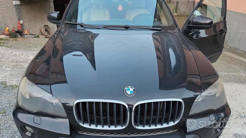 Usata BMW X5 218 CV (160 kW) 2007 Nero SUV