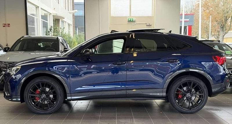 Blu/azzurro Usata 2023 Audi Q3 Ambiente SUV | 33.088 € (Ottimo prezzo) - Immagine 1/4
