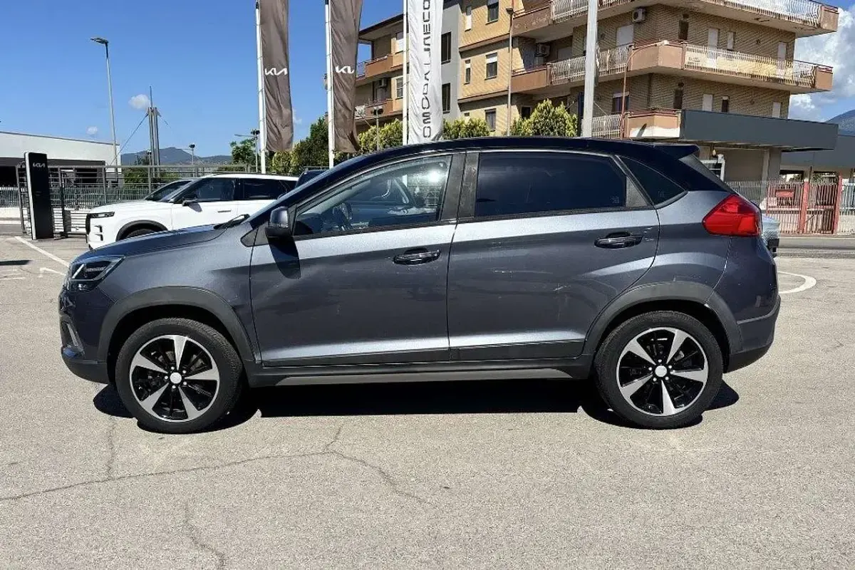 Usata DR DR3 106 CV (77 kW) 2020 Antracite SUV